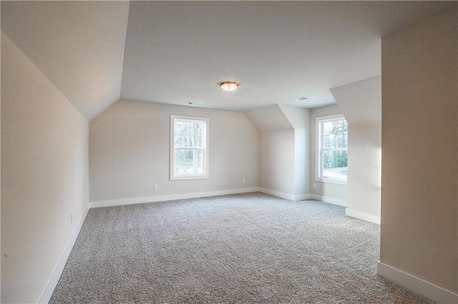 Spacious, unfurnished interior of a new home in , Jefferson (Image 52).