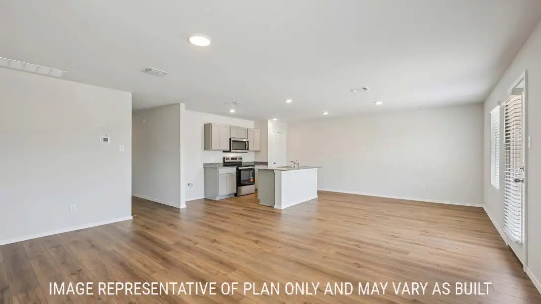 Spacious, unfurnished interior of a new home in Eastern Wells, Jarrell (Image 11).