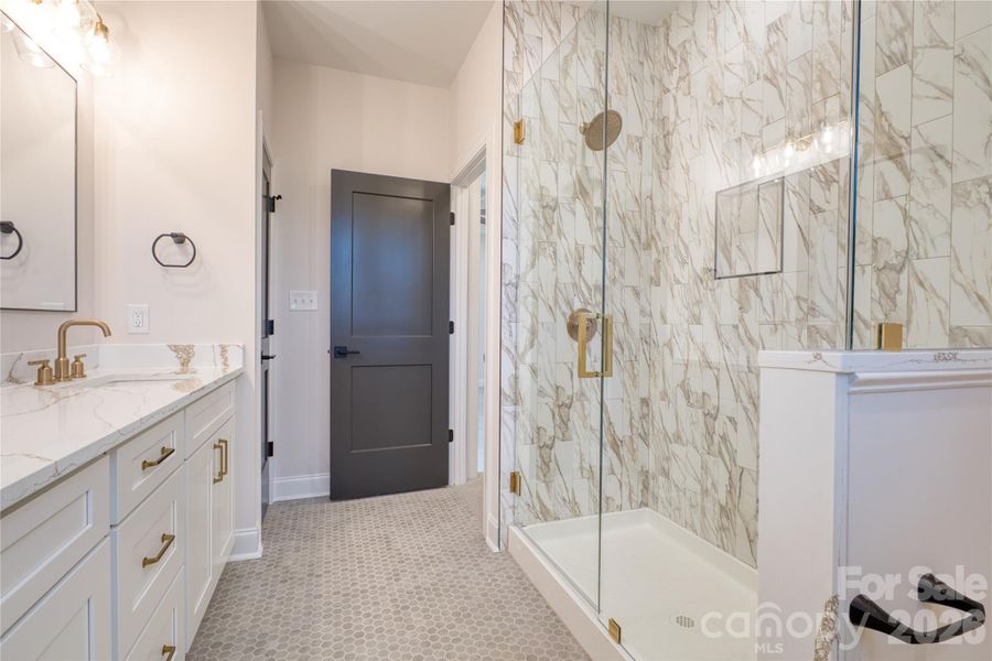 Furnished interior view inside a new home in , Catawba (Image 12).