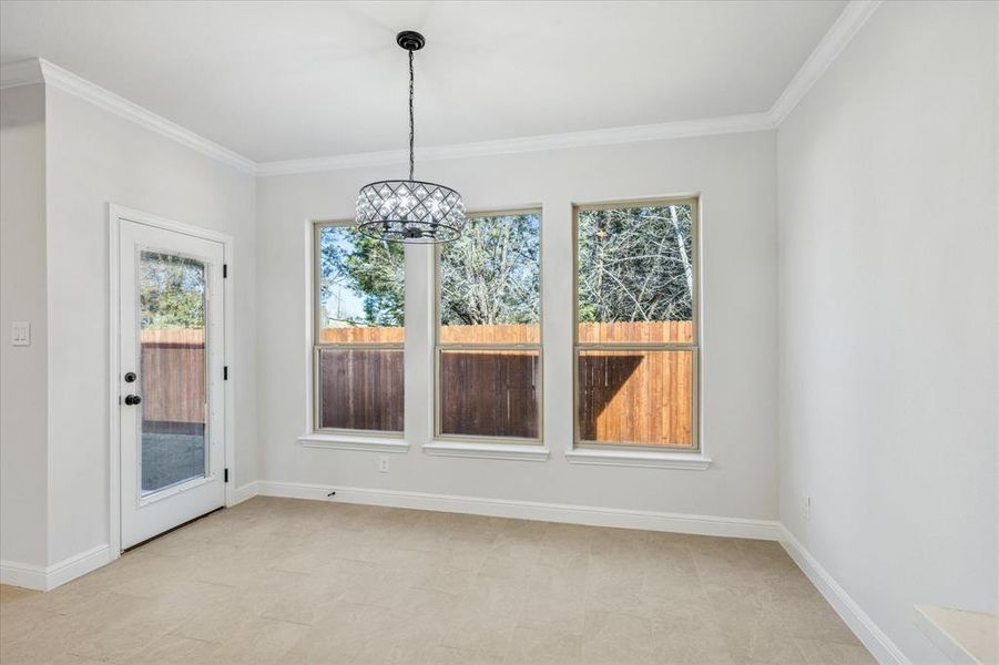 Spacious, unfurnished interior of a new home in , Granbury (Image 29).