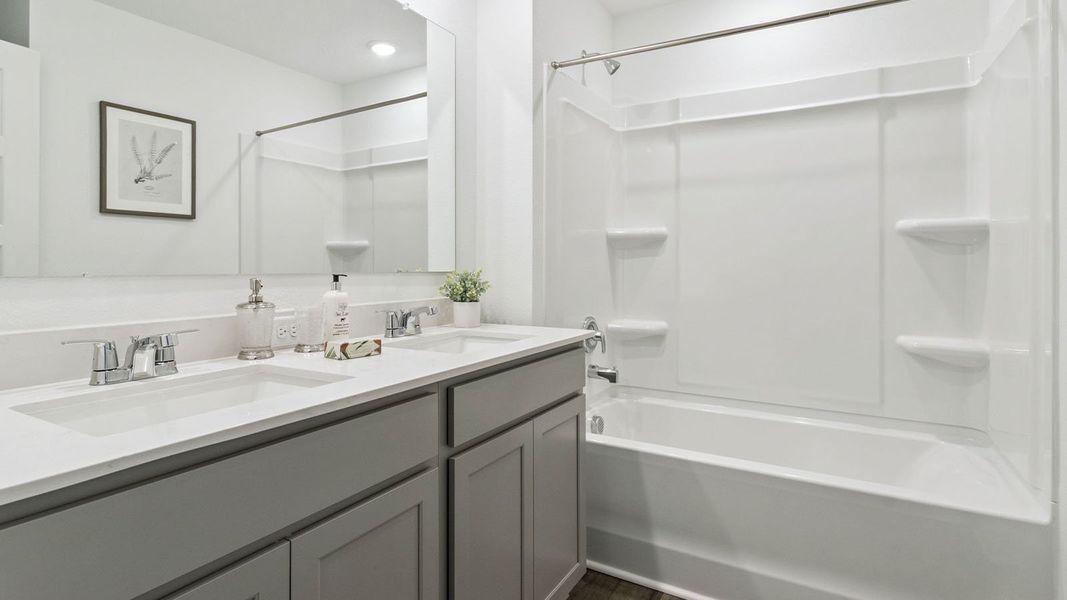 Representative furnished interior of a home built from the Dundee by D.R. Horton in Leoma's Landing, Lake Wales (Image 30).