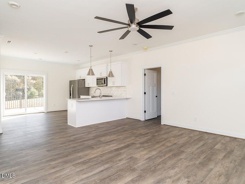 09 1191_PerkinsonRd LivRm4_MLS 09 1191_PerkinsonRd LivRm4_MLS