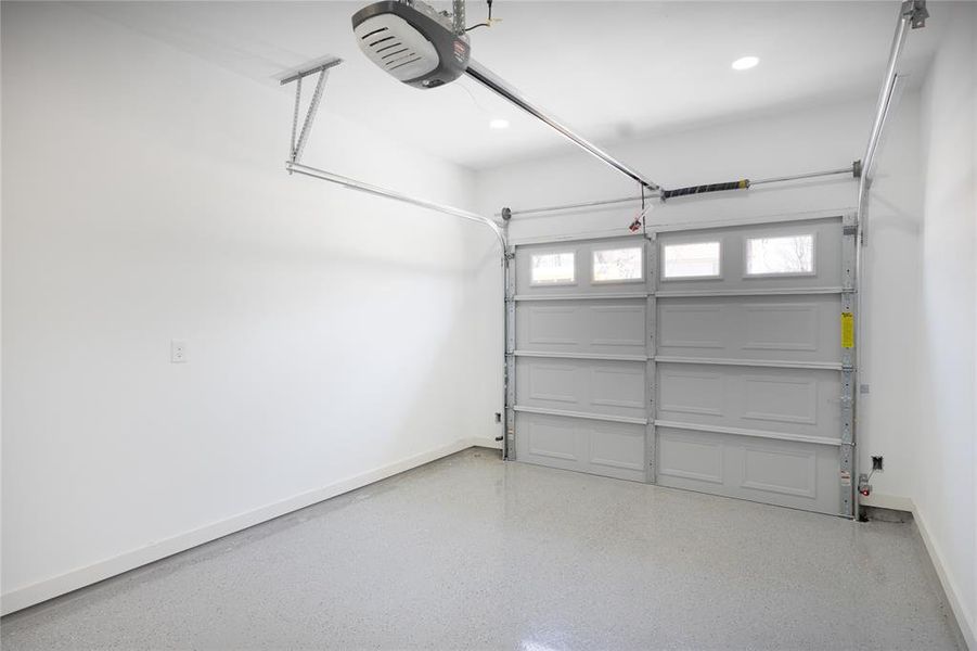 Spacious, unfurnished interior of a new home in , Mabank (Image 22).