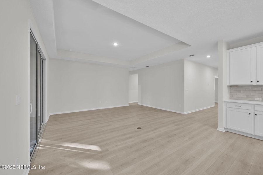 Spacious, unfurnished interior of a new home in Landing at Olde Florida, St. Augustine (Image 19).