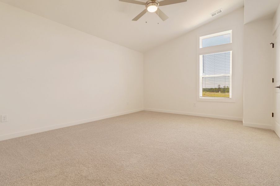 Spacious, unfurnished interior of a new home in Westgate Village Townes, Spartanburg (Image 4).
