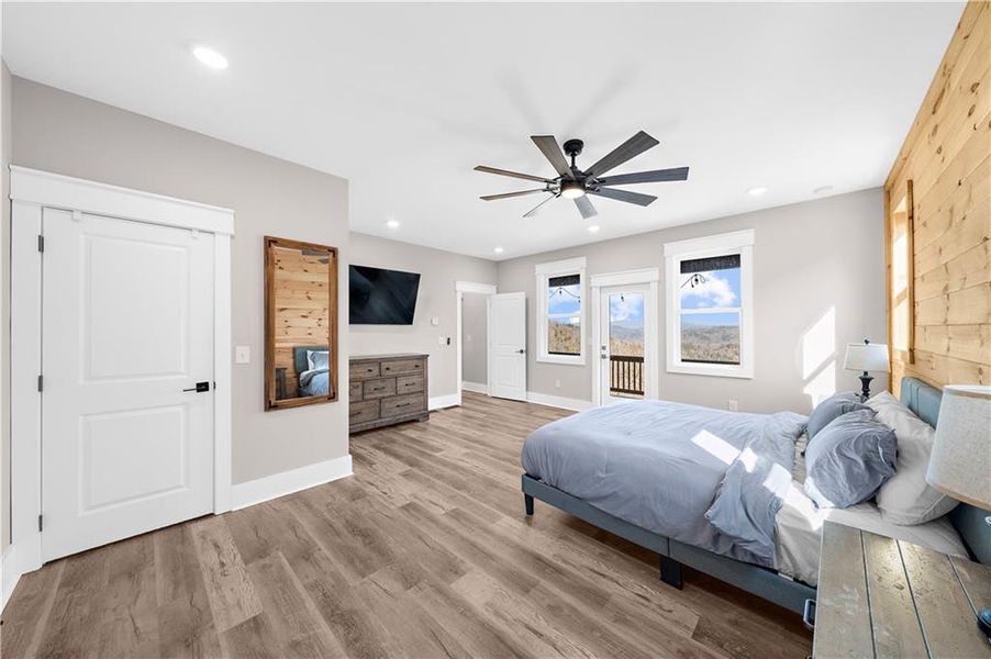 Furnished interior view inside a new home in , Ranger (Image 19).