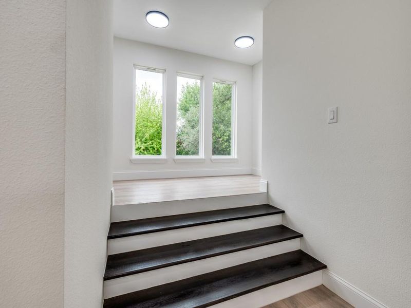 Image 33 of a home in .