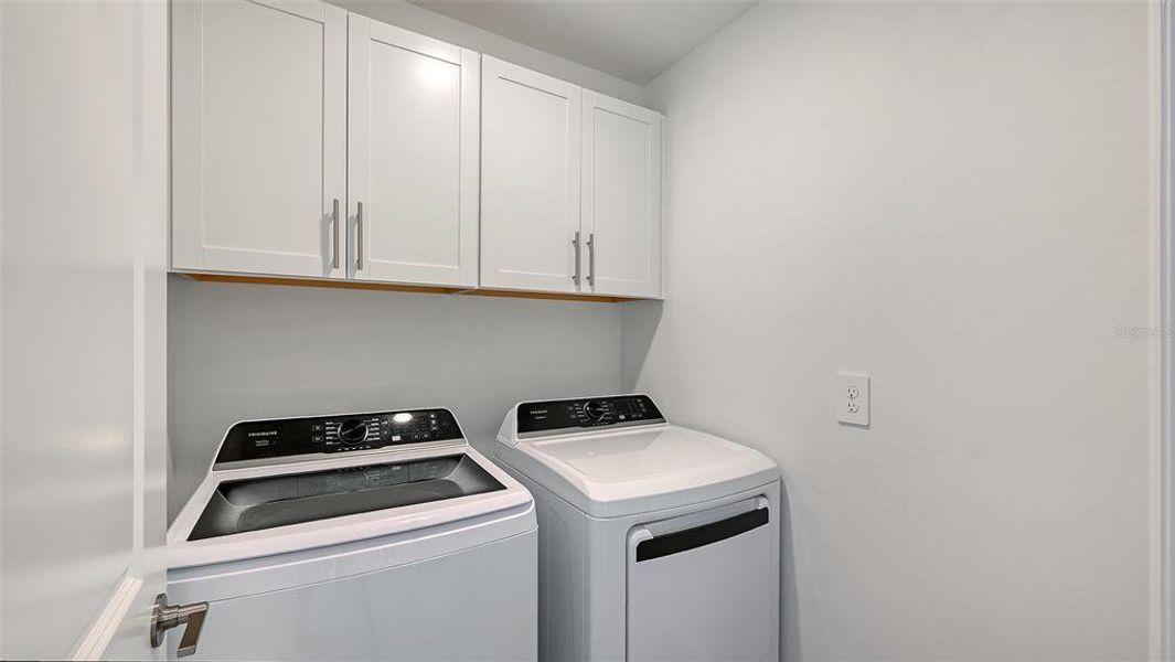 Close-up of interior finishes inside a home in , Bradenton (Image 21).