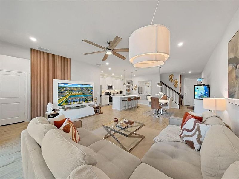 Furnished interior view inside a new home in , Lutz (Image 16).