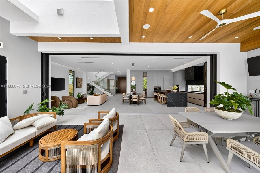 Community amenities in , Miami (Image 41).