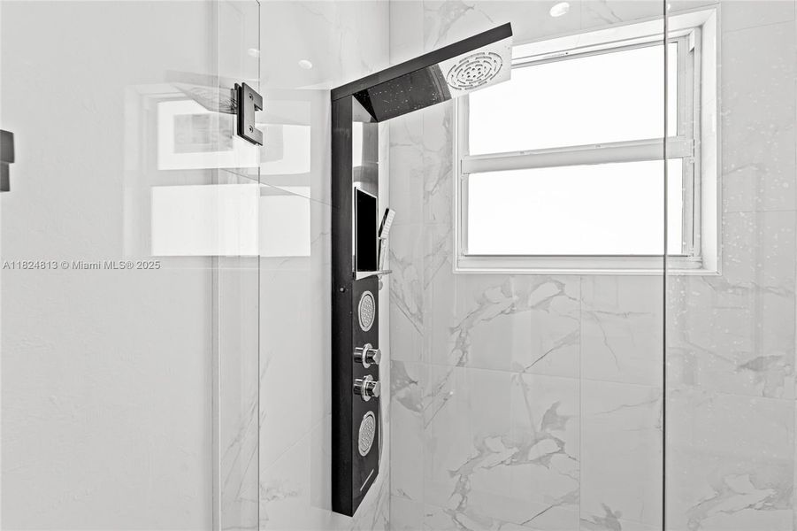 Furnished interior view inside a new home in , Lehigh Acres (Image 11). Furnished interior view inside a new home in , Lehigh Acres (Image 11).