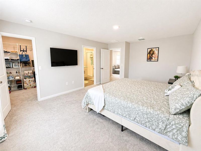 Furnished interior view inside a new home in , St. Cloud (Image 14).