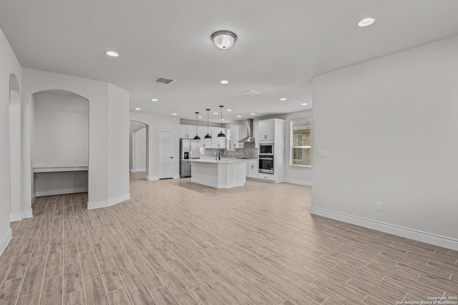 Image 18 of a home in Bison Ridge. Image 18 of a home in Bison Ridge.