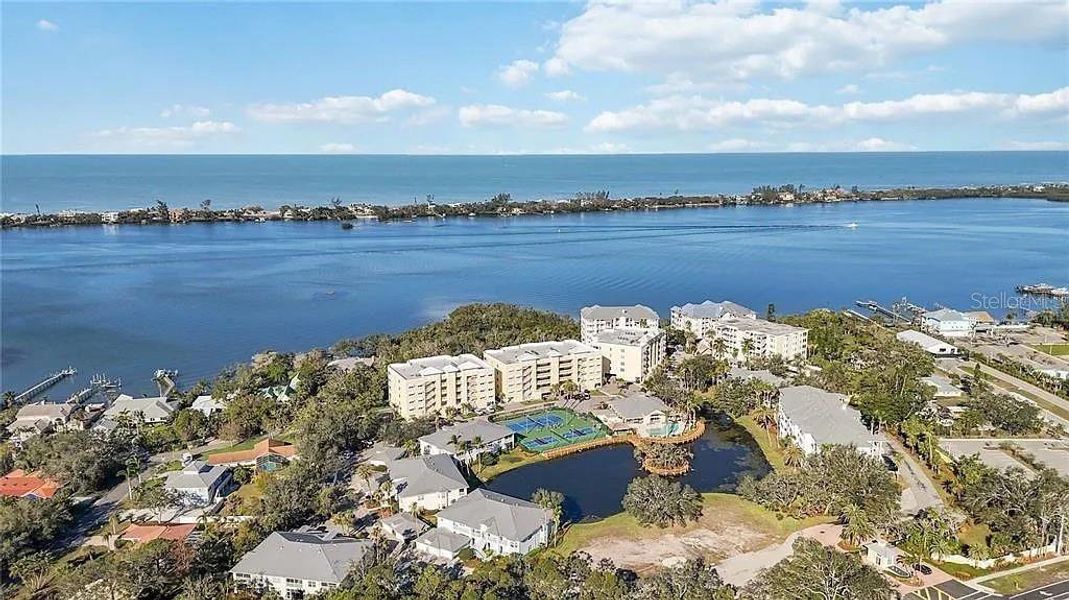 Condo located in Osprey, FL showcasing its design and architecture (Image 24). Condo located in Osprey, FL showcasing its design and architecture (Image 24).