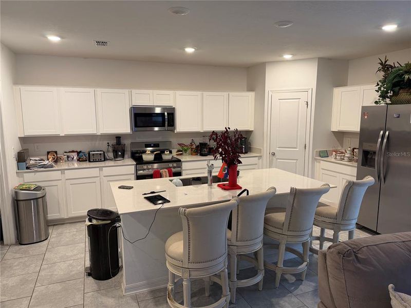 Furnished interior view inside a new home in , Winter Haven (Image 18).