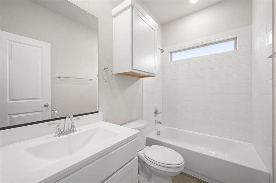 Furnished interior view inside a new home in Llano Springs, Fort Worth (Image 12).