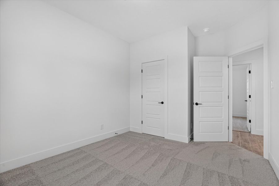 Spacious, unfurnished interior of a new home in Taylor Ranch, Springtown (Image 29).
