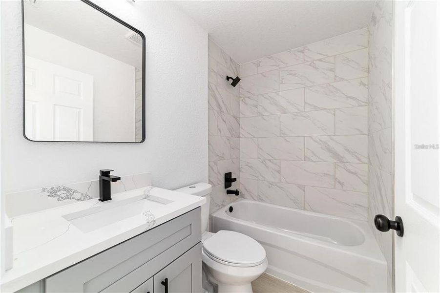 Furnished interior view inside a new home in , Ocala (Image 7).