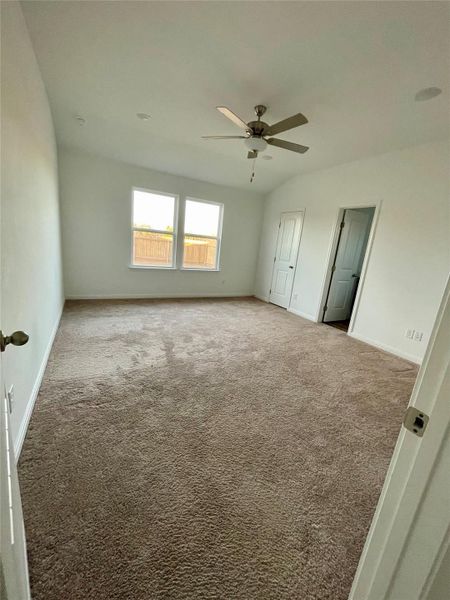 Spacious, unfurnished interior of a new home in , Killeen (Image 13).