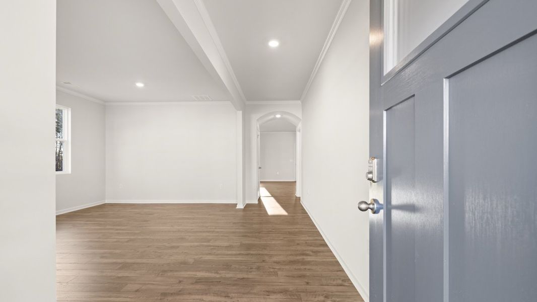 Spacious, unfurnished interior of a new home in Liberty Crossing, Braselton (Image 13).