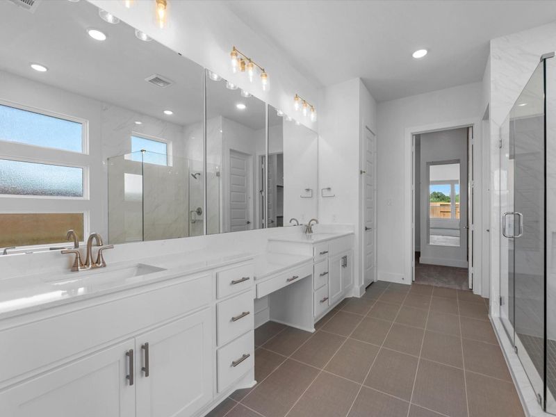 Furnished interior view inside a new home in Sienna 60’, Missouri City (Image 14).