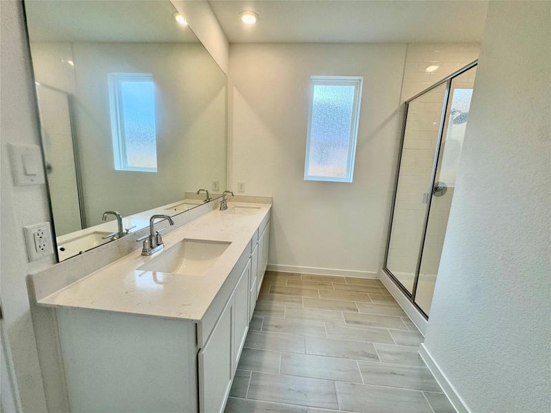 **Photos are representative only. This is not the actual homesite.**