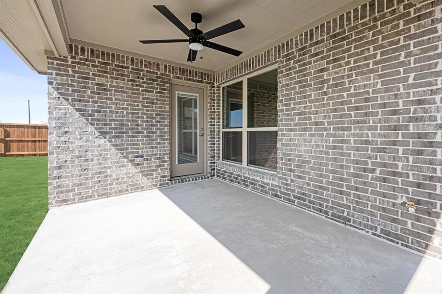Exterior details and patio area of a home in Stone River Glen 50s, Royse City (Image 24). Exterior details and patio area of a home in Stone River Glen 50s, Royse City (Image 24).