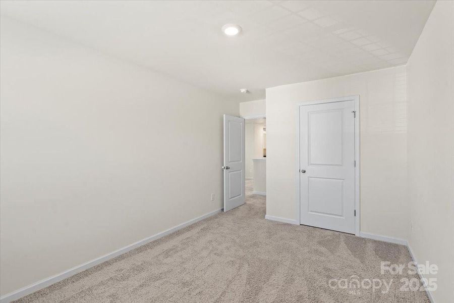 Spacious, unfurnished interior of a new home in , York (Image 16).