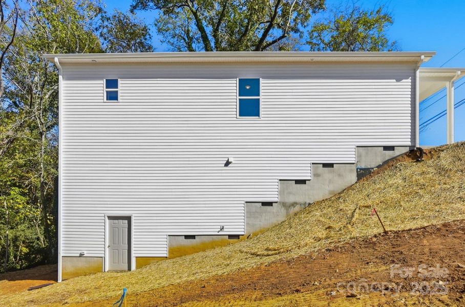 Walk-out crawl space perfect for storage Walk-out crawl space perfect for storage