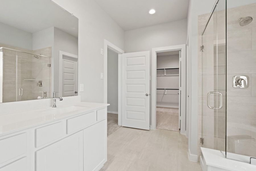 Furnished interior view inside a new home in Grand Oaks Village, Houston (Image 9). Furnished interior view inside a new home in Grand Oaks Village, Houston (Image 9).