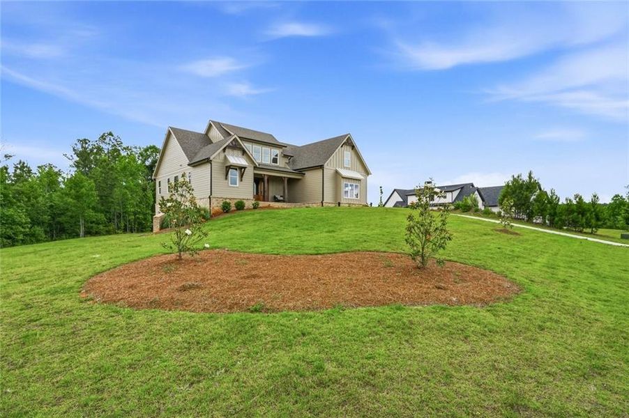 Exterior details and patio area of a home in , Newnan (Image 28).