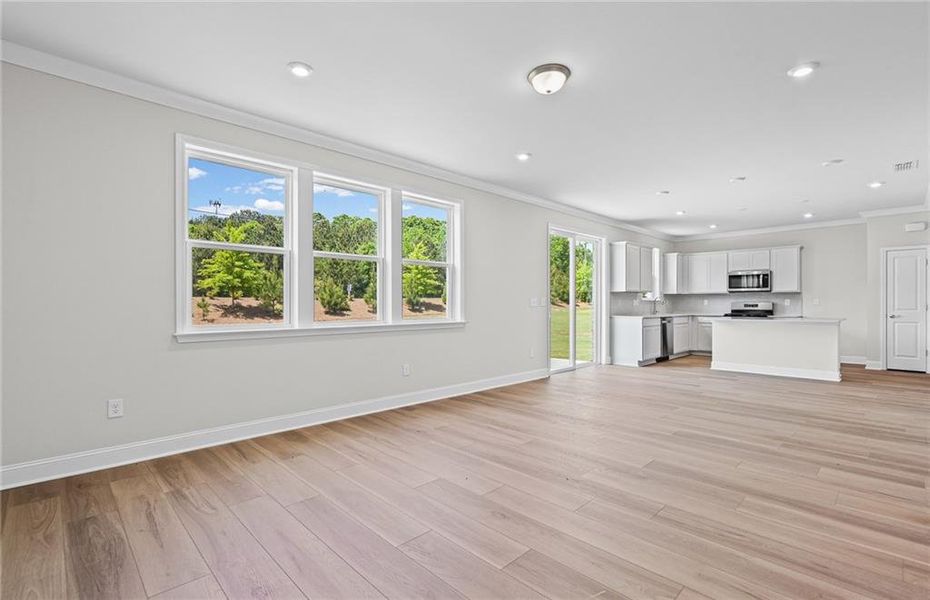 Spacious, unfurnished interior of a new home in Overland, Locust Grove (Image 16).