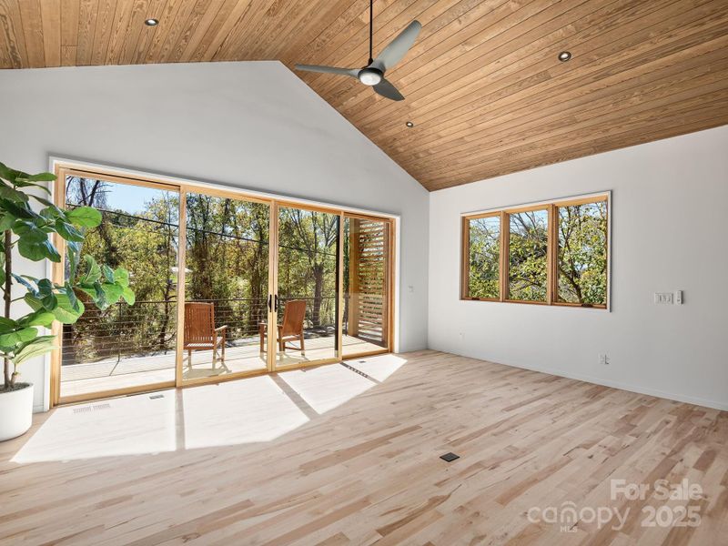 Image 23 of a home in . Image 23 of a home in .