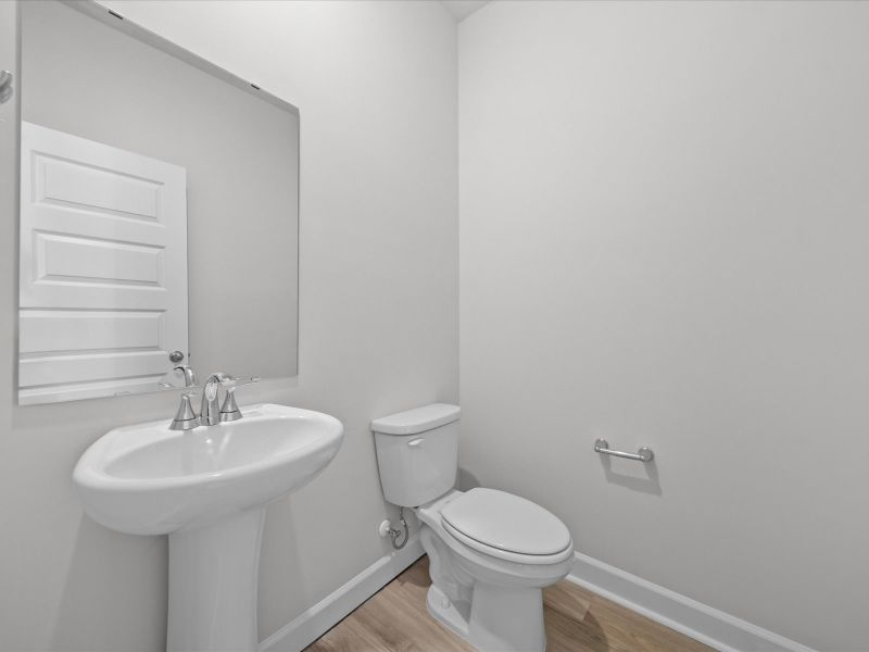 Furnished interior view inside a new home in Collier Ridge, Moore (Image 6).