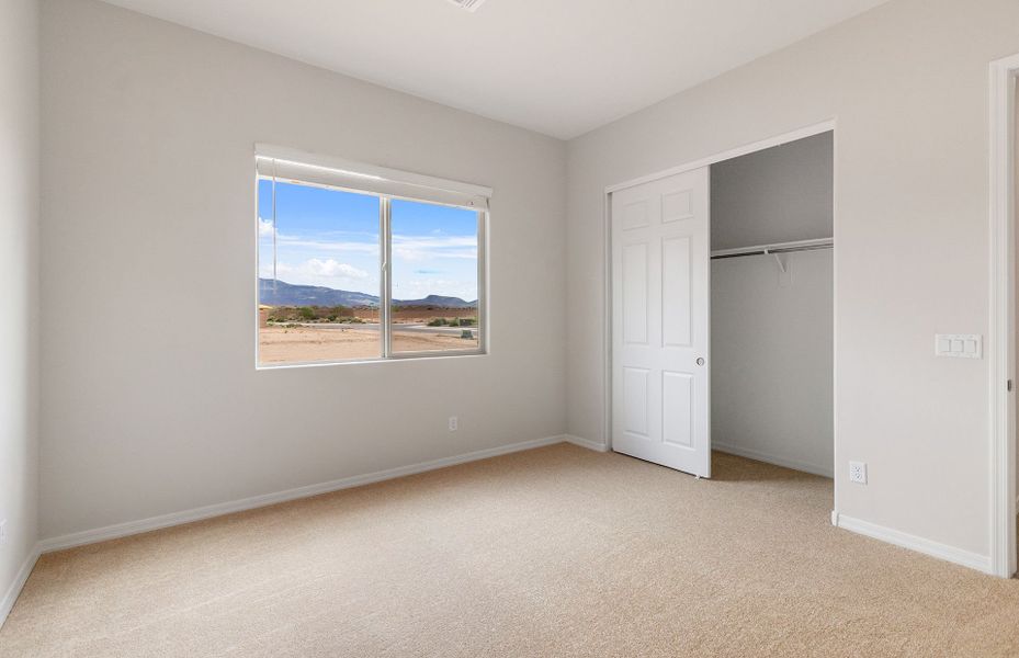 Spacious, unfurnished interior of a new home in Del Webb at Rocking K, Tucson (Image 13).