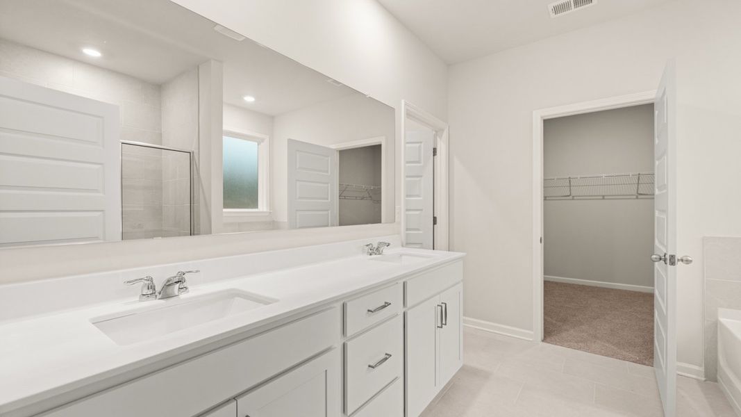 Representative furnished interior of a home built from the GROVER Express by D.R. Horton in Kingston Ranch at Lake Oconee, Buckhead (Image 13). Representative furnished interior of a home built from the GROVER Express by D.R. Horton in Kingston Ranch at Lake Oconee, Buckhead (Image 13).