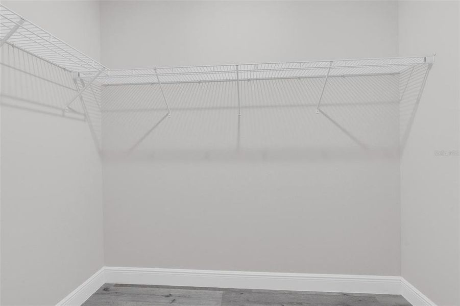 Spacious, unfurnished interior of a new home in , Citrus Springs (Image 43).