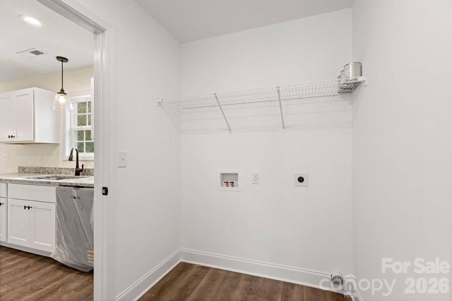 Spacious, unfurnished interior of a new home in , Rock Hill (Image 22).