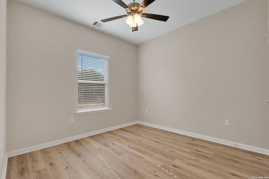 Spacious, unfurnished interior of a new home in , San Antonio (Image 8).