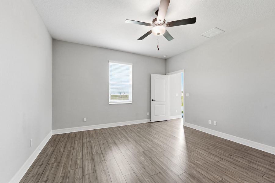 Primary Baedroom