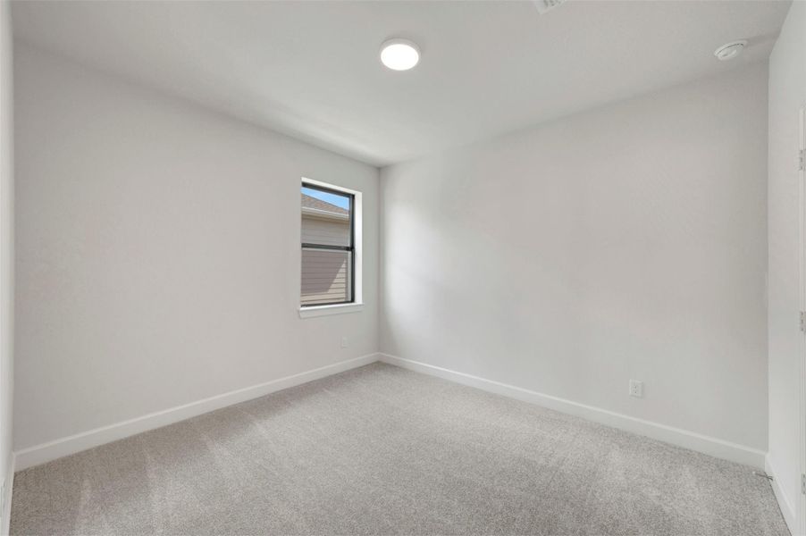 Spacious, unfurnished interior of a new home in Sienna - Landmark Row Collection, Missouri City (Image 27). Spacious, unfurnished interior of a new home in Sienna - Landmark Row Collection, Missouri City (Image 27).