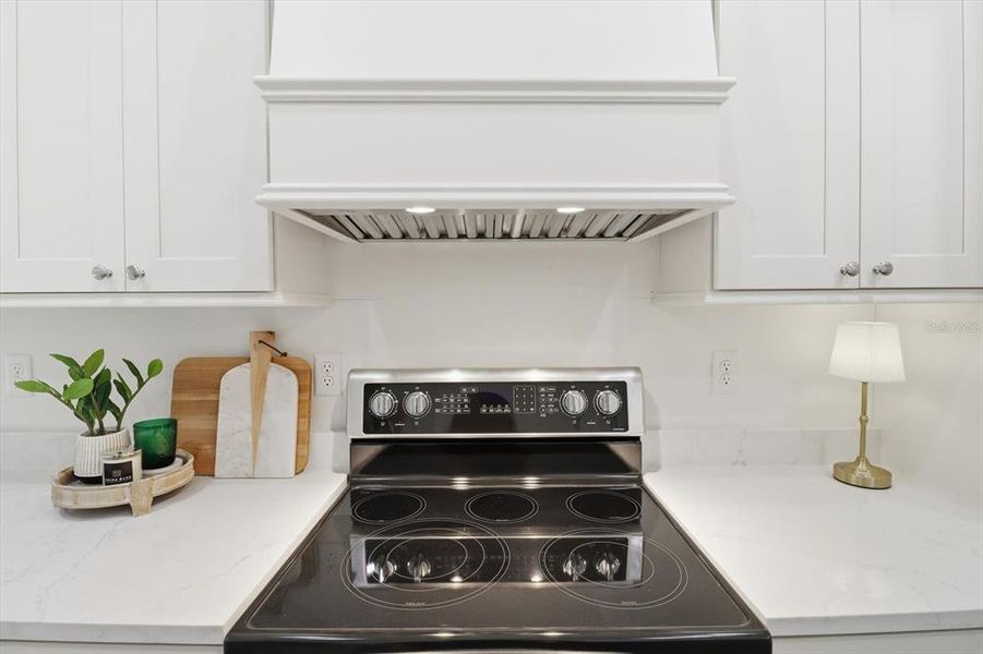 Close-up of interior finishes inside a home in , Crystal River (Image 22).