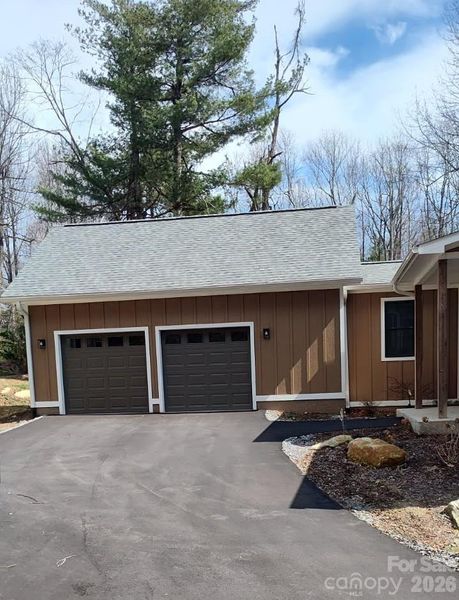 Image 35 of a home in .