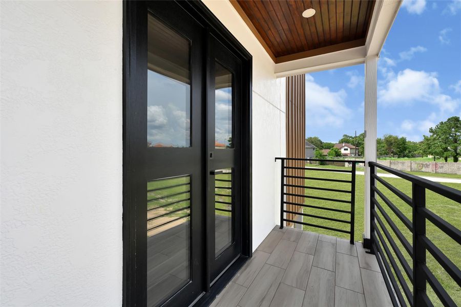 Exterior details and patio area of a home in , Houston (Image 26).