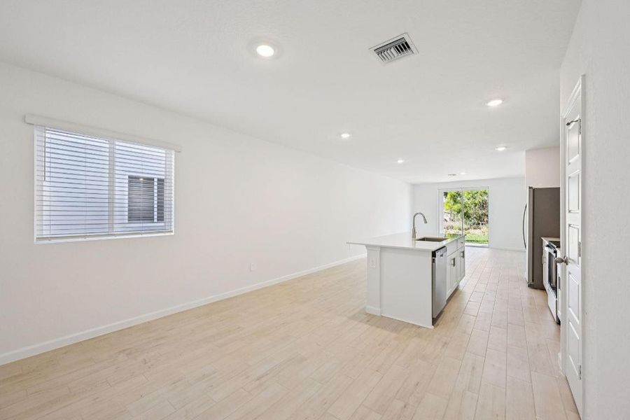 14312 New Dawn Rd (40) 14312 New Dawn Rd (40)