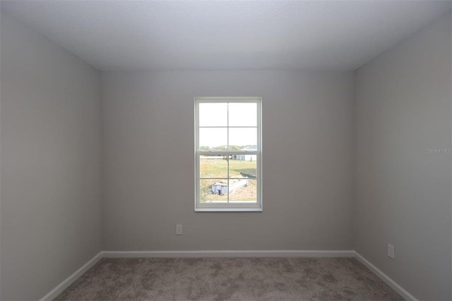 Spacious, unfurnished interior of a new home in Bay Lake Farms, St. Cloud (Image 23).