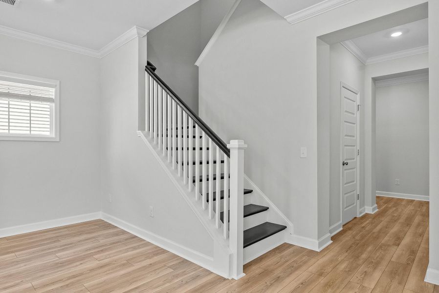 Spacious, unfurnished interior of a new home in , Summerville (Image 24).