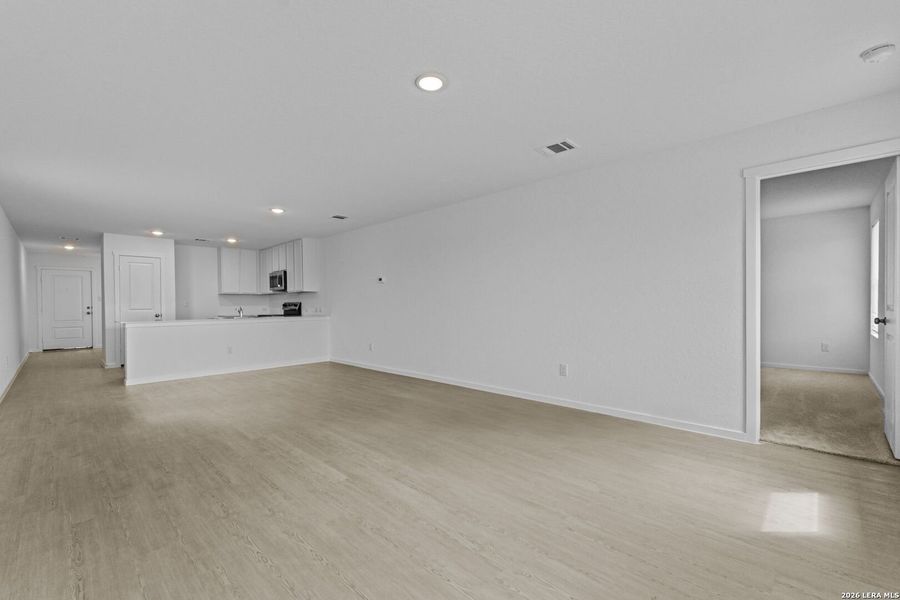 Spacious, unfurnished interior of a new home in Guadalupe Ridge, New Braunfels (Image 23). Spacious, unfurnished interior of a new home in Guadalupe Ridge, New Braunfels (Image 23).