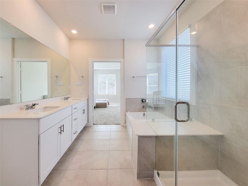 Furnished interior view inside a new home in Creekside Farms, Richmond (Image 17).