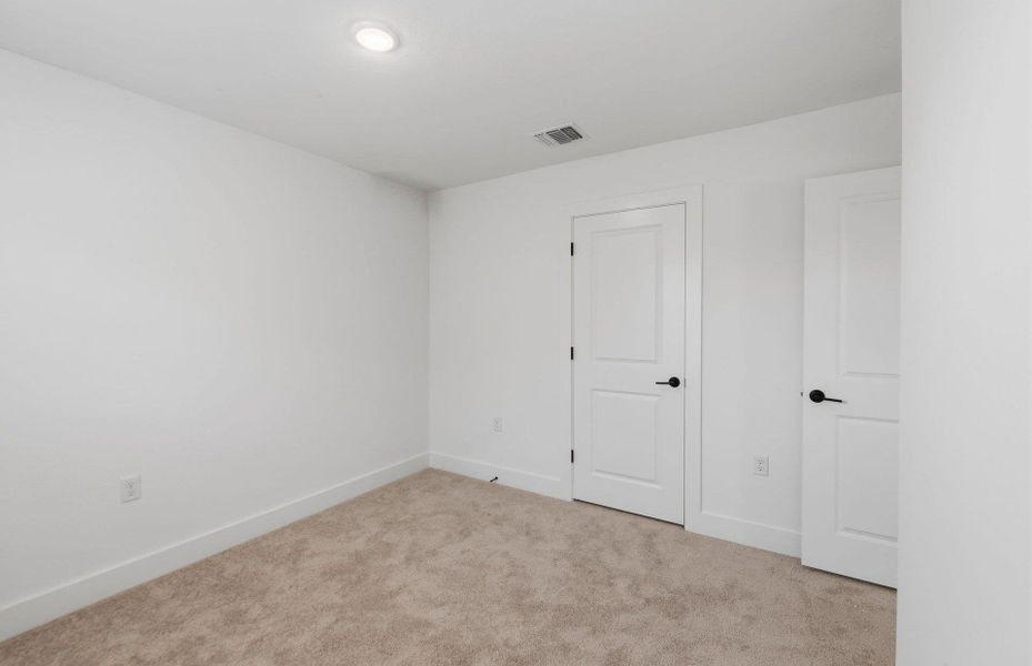 Spacious, unfurnished interior of a new home in Lagos, Manor (Image 24). Spacious, unfurnished interior of a new home in Lagos, Manor (Image 24).